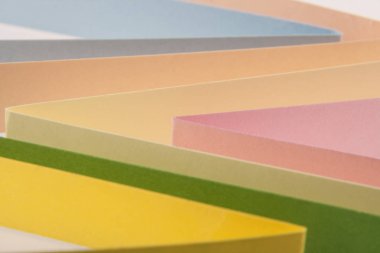 arka planı renkli kağıt