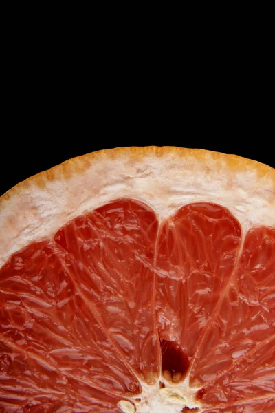 Grapefruit diisolasi pada latar belakang hitam — Stok Foto