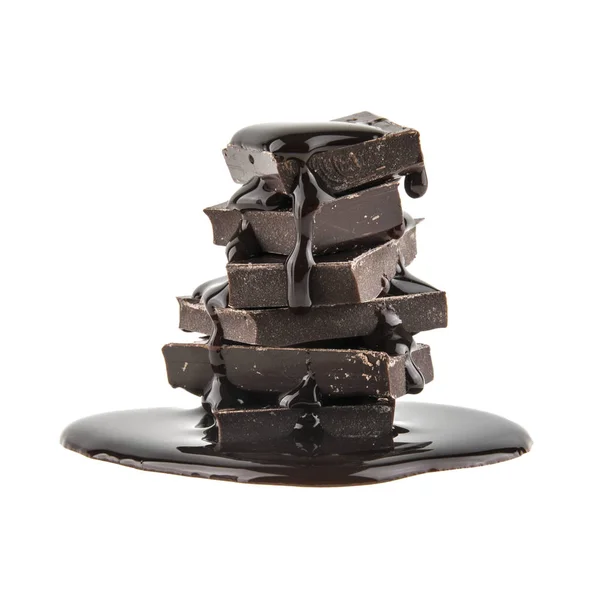 Beyaz arkaplanda izole edilmiş çikolata