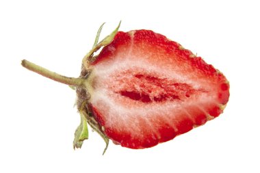 Çilek beyaz arkaplanda izole edildi
