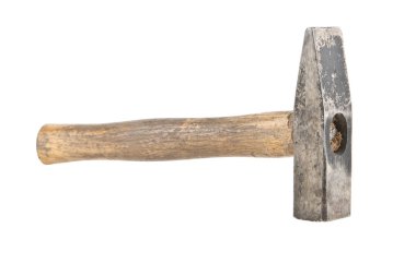 Beyaz arkaplanda izole edilmiş eski çekiç