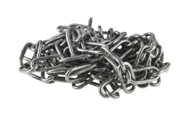 Metal zincir beyaz arkaplanda izole edildi