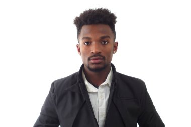 genç adam portre siyah ceket beyaz arka plan Studio