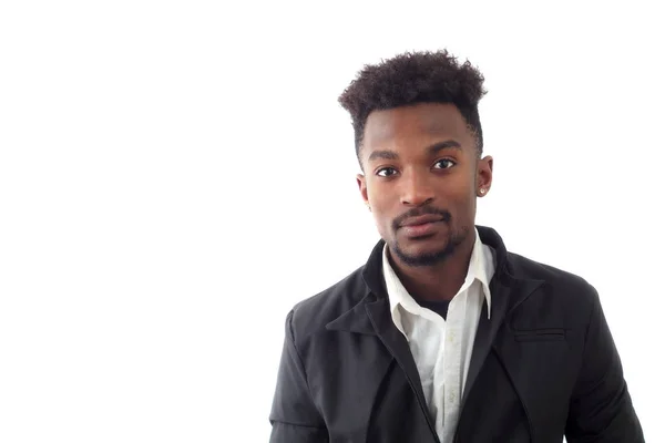 Joven con chaqueta negra retrato de estudio — Foto de Stock