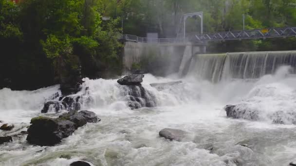 Strom Damm Wasserkraftwerk Wasserfall Turbine Stromerzeugung — Stockvideo