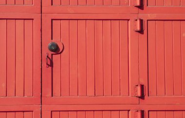 Turuncu kapı boyalı ahşap tahta kilit rustik eski retro detay