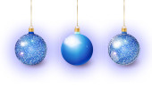 Modrý vánoční strom hračka set izolované na bílém pozadí. Zásobování vánoční ozdoby. Vektorový objekt pro vánoční design, maketa. Vektorový realistický objekt 10 Eps