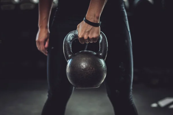 Kettlebell 여자 — 스톡 사진