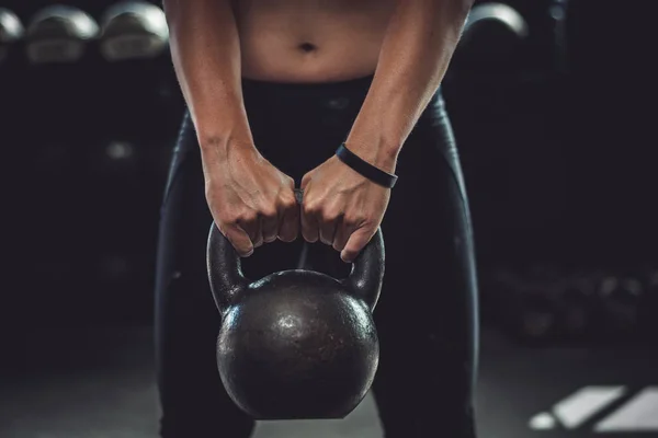 Kettlebell nő — Stock Fotó