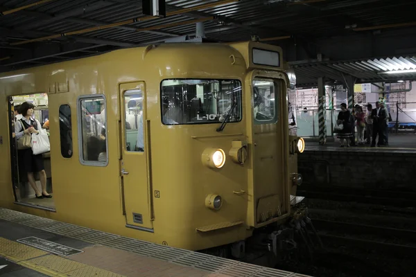 Treno pendolare regionale generico — Foto Stock