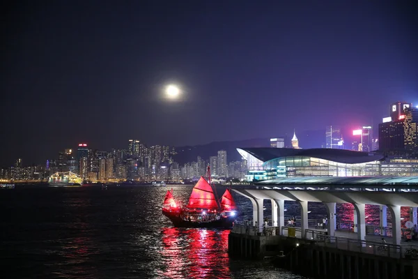 밤에 홍콩와 보름달 — 스톡 사진