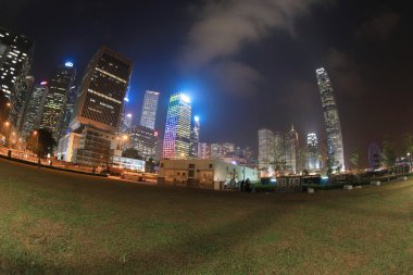 Pro demokrasi protestocular sokaklardan bloke 