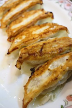  Hamur tatlısı veya sosu Japon Word'de Asya meze menüsü kızarmış