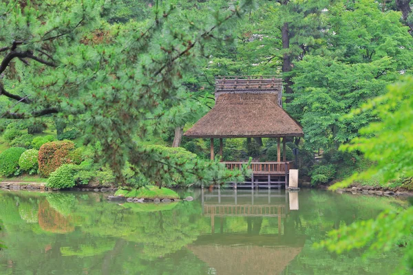 Japon tarzı Bahçe: Hiroshima, Japan.