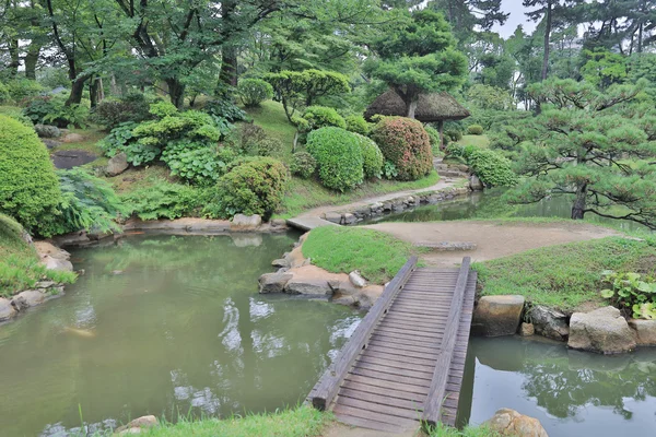 Shukkeien is a pleasant Japanese garden — Stock Photo, Image
