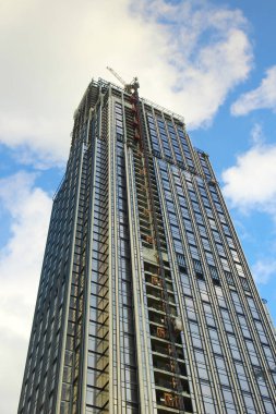 Yapı ve inşaat altında Vinçler 