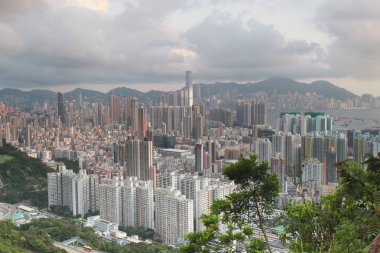 üzerinde Kowloon ve Hong kong gökyüzü günbatımı