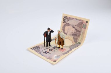  Minyatür iş adamı banknotlar üzerinde