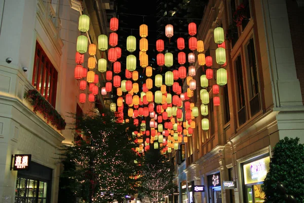 Colorful Asian lanterns at night — Stock Photo, Image