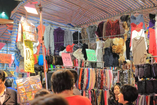 Mercado de pulgas en Mong Kok en Hong Kong . —  Fotos de Stock