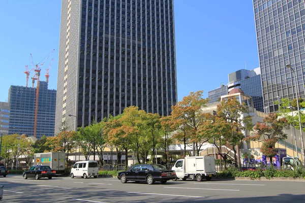 Moderne kontorbygg i Umeda – stockfoto