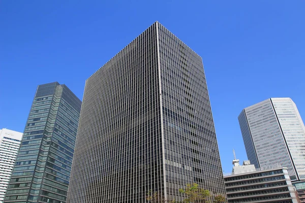 Modern kantoorgebouw in Umeda — Stockfoto