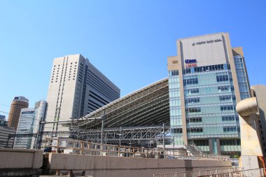 Osaka İstasyonu önünde Osaka İstasyonu kayıt