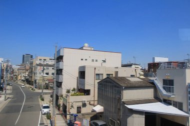 Osaka şehir manzaralı trenle