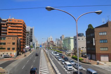 Osaka şehir manzaralı trenle