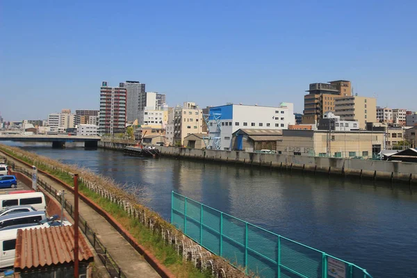 Osaka vue sur la ville en train — Photo