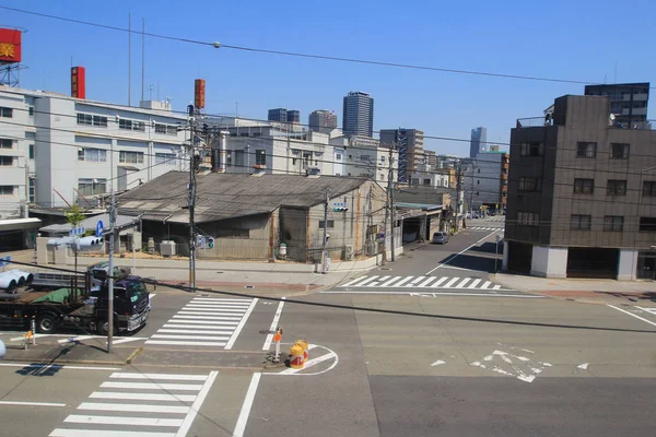 Осака видом на місто на поїзді — стокове фото