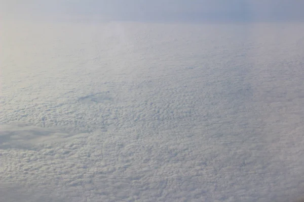 Літати над хмарою — стокове фото