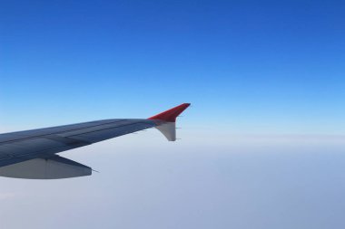 Kanatçıklar ve kapaklar düz uçak kanadı bekleyen seyir hızı 