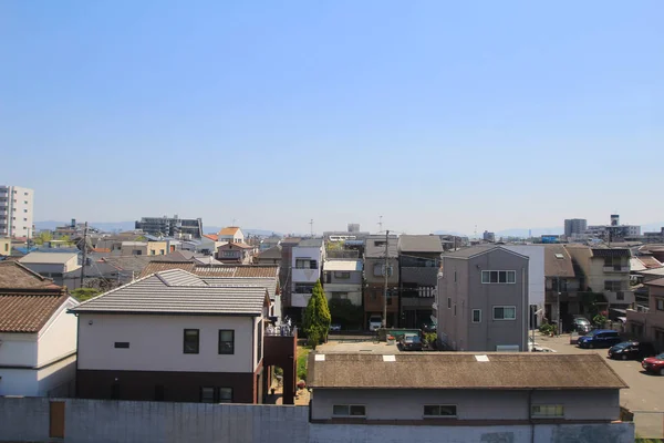 Uitzicht op de stad Osaka per trein — Stockfoto