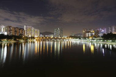 Gün batımı görünümü Şing Mun Nehri