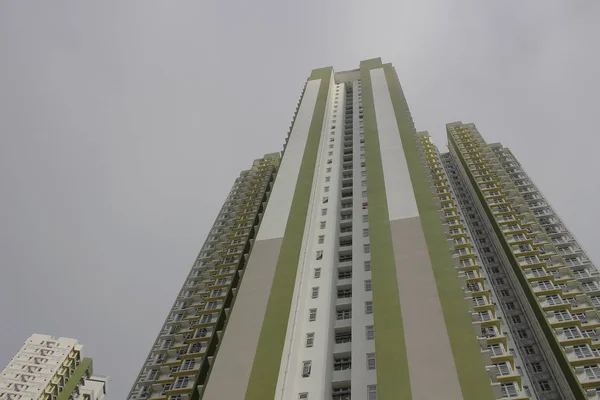 Edificio de apartamentos alto en Tat Estate — Foto de Stock
