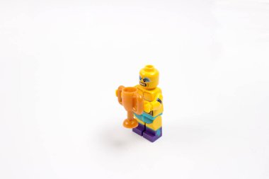  LEGO inşaat oyuncak popüler bir çizgidir