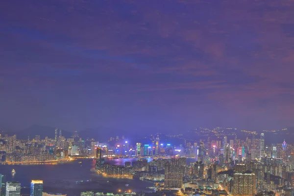 Güzel gece manzaraya kowloon tepe — Stok fotoğraf