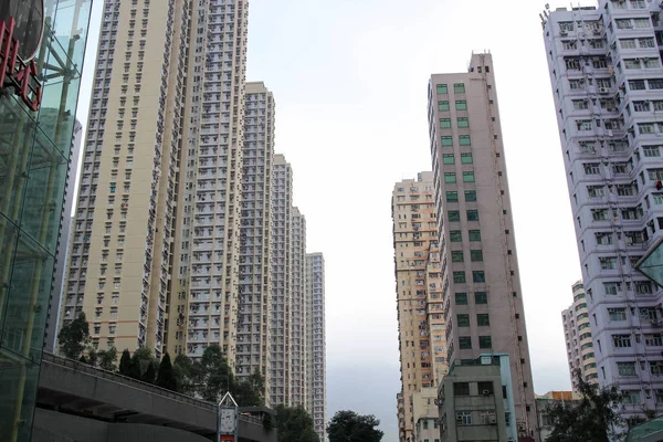 Tsz Hong Estate at hk — стоковое фото