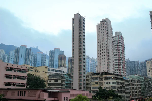 Maisons centre-ville de Kowloon avec des appartements — Photo