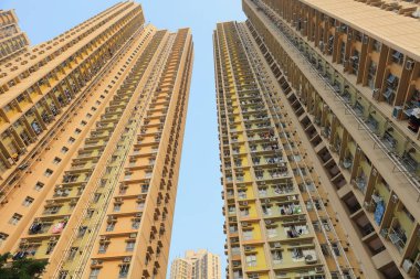 Hong Kong 'da halka açık bir apartman.