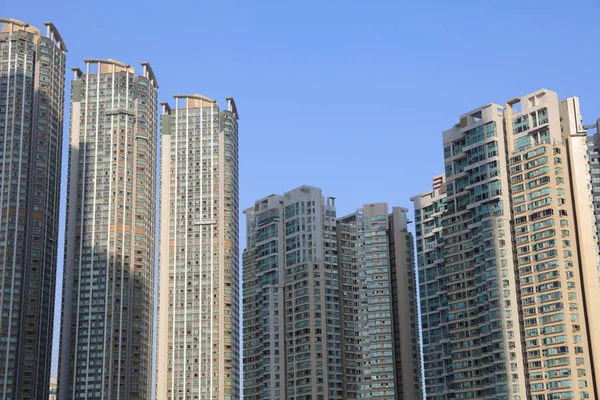 Gratte-ciels modernes sur l'île de Hong Kong . — Photo