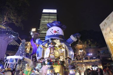 Hong Kong yılbaşı geceleri.  
