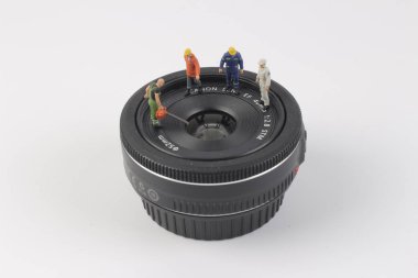 küçük yani lens temizleme