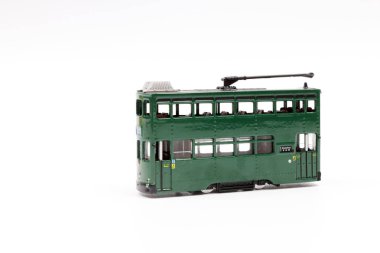 Çift katlı alçak taban tramvay, küçük 