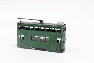 Çift katlı alçak taban tramvay, küçük 
