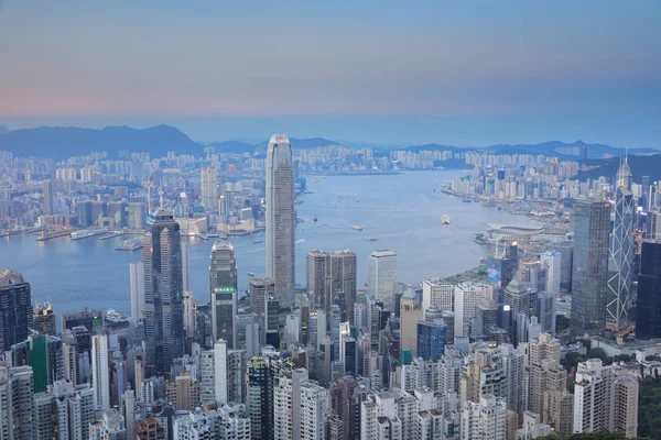 빅토리아 피크에서 홍콩 스카이 라인 보기. — 스톡 사진