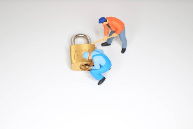 Grup mühendis devre dolap tamiri