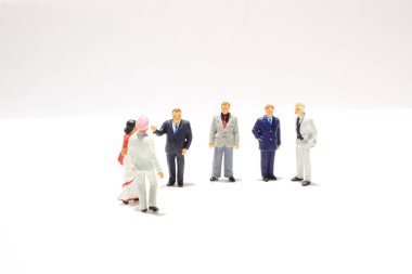  minyatür dünyasında alay