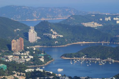  Zirve görünümünden derin su Bay